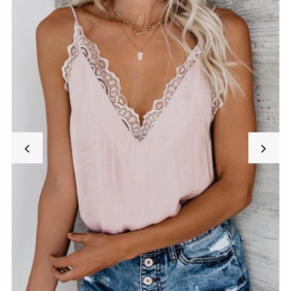 Vici - LOVERS + DREAMERS LACE BODYSUIT - TAUPE